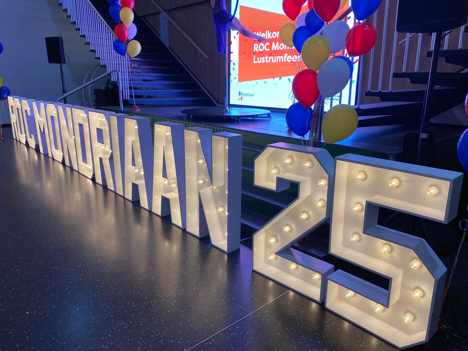 ROC Mondriaan viert 5e lustrum